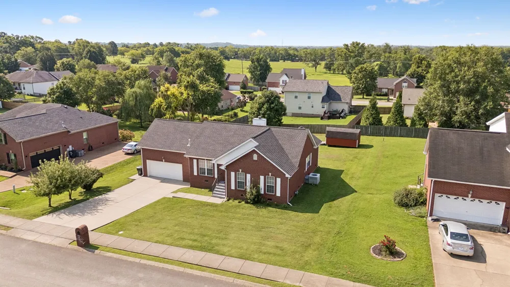 1014 Kiser Ave Hendersonville, TN 37075