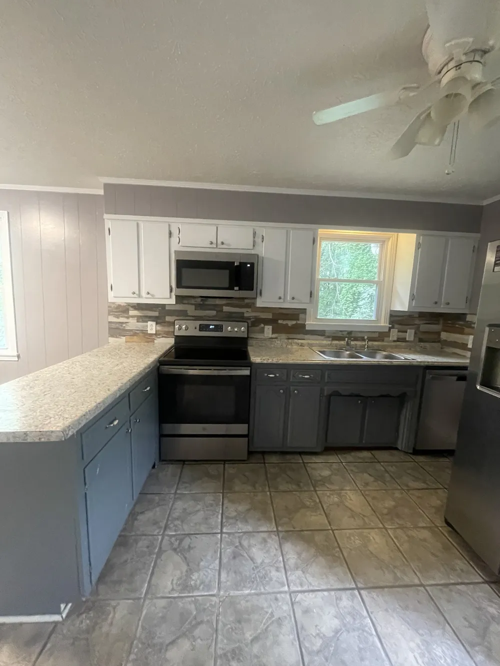 1143 Chestnut Dr Burns, TN 37029