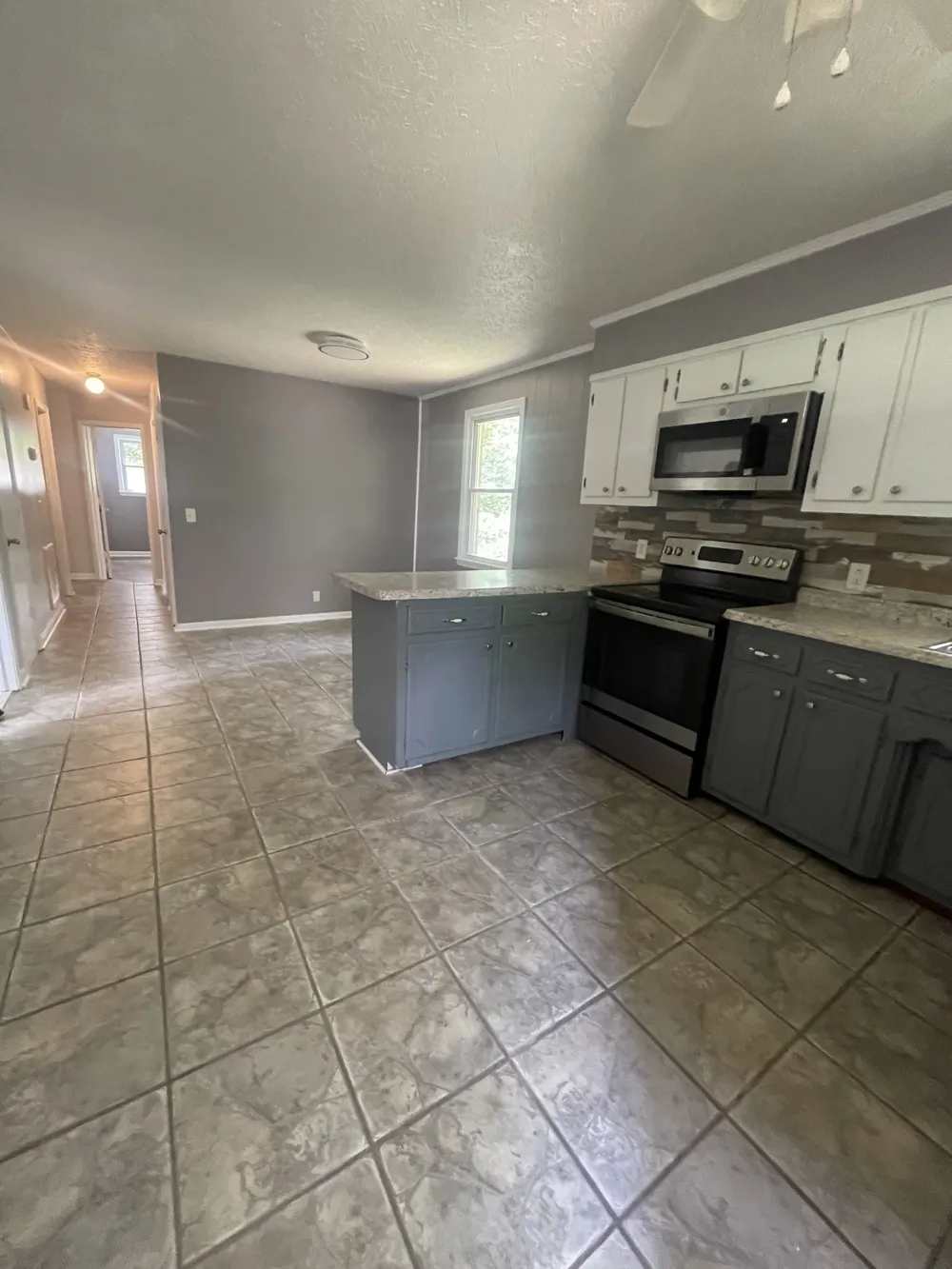 1143 Chestnut Dr Burns, TN 37029