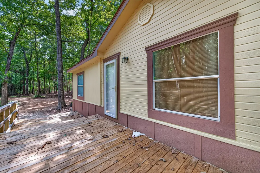 13870 Coaltown Road Willis, TX 77378