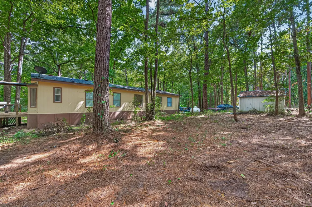 13870 Coaltown Road Willis, TX 77378