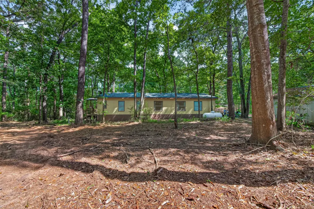 13870 Coaltown Road Willis, TX 77378
