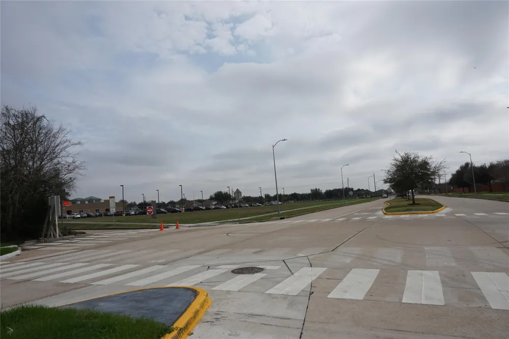 Sugarland Road Fresno, TX 77545