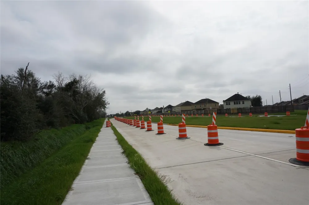 Sugarland Road Fresno, TX 77545