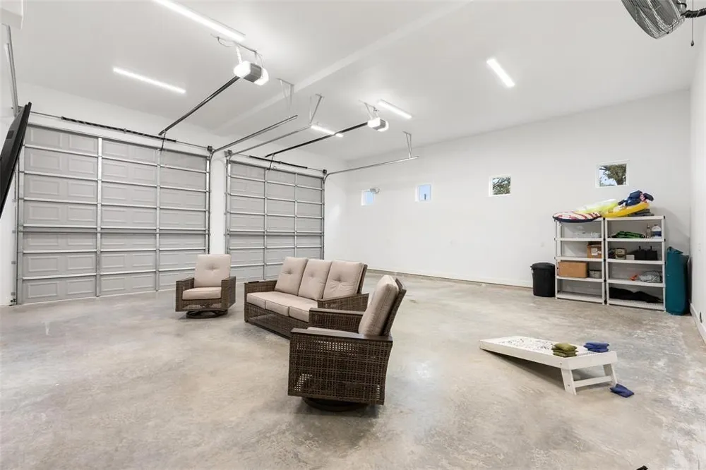 3160 Lakeview Drive Canyon Lake, TX 78133