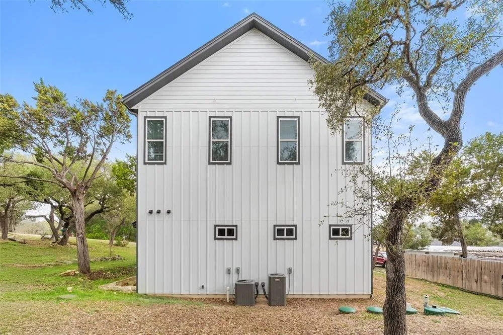 3160 Lakeview Drive Canyon Lake, TX 78133