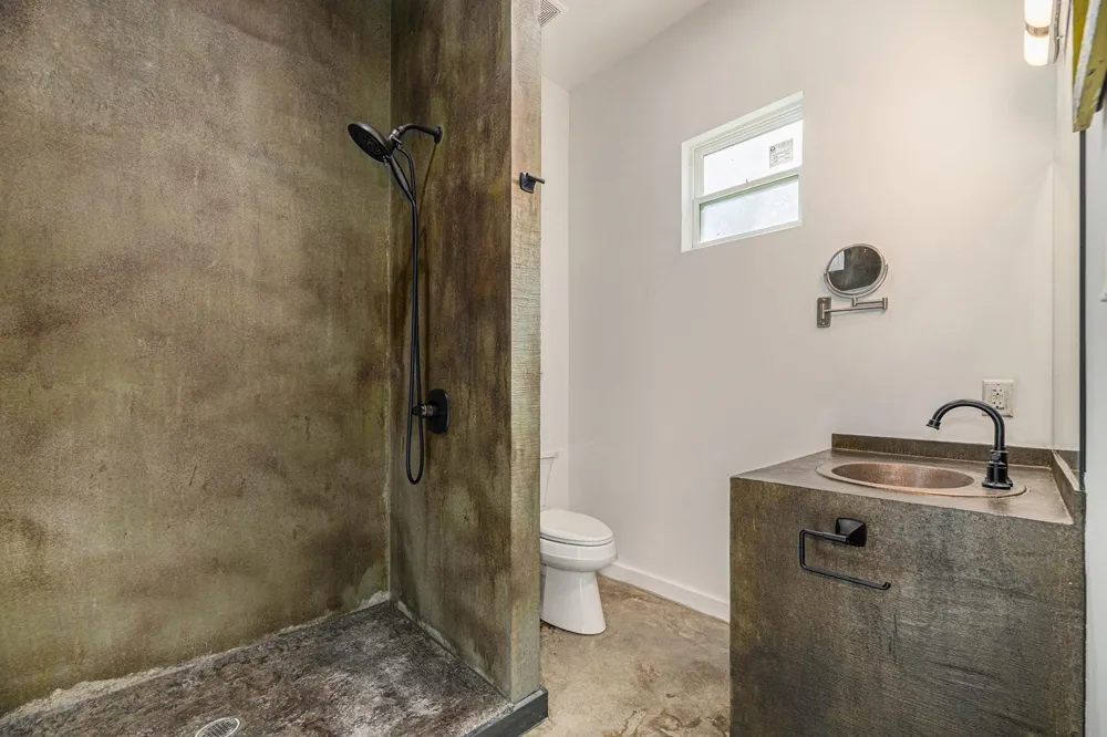 475 Pinnacle Trinity, TX 75862