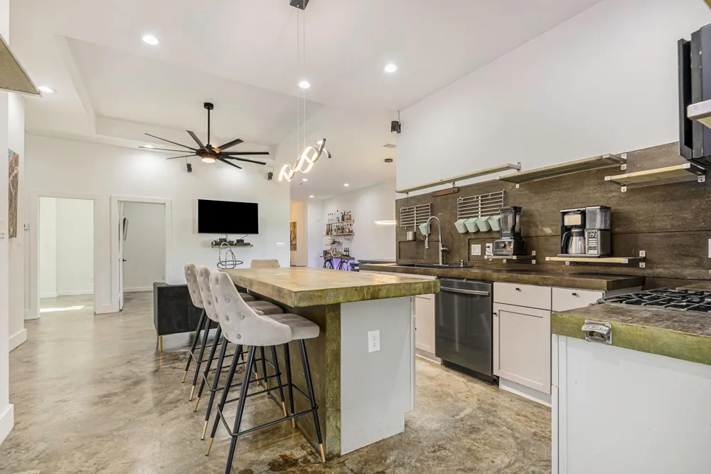 475 Pinnacle Trinity, TX 75862