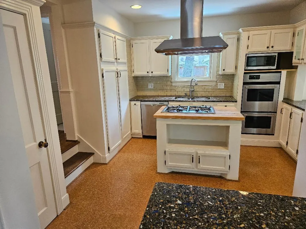 2709 Albans Road West University Place, TX 77005