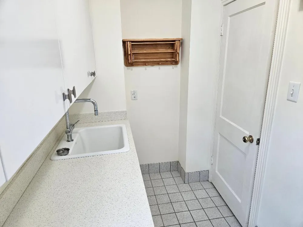 2709 Albans Road West University Place, TX 77005