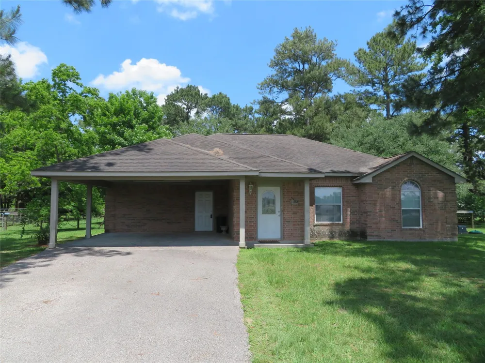 15682 Highway 105 Cleveland, TX 77327