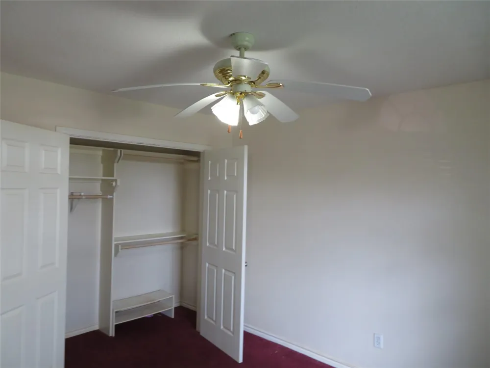 15682 Highway 105 Cleveland, TX 77327