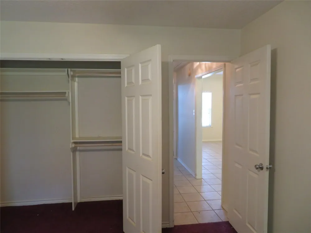 15682 Highway 105 Cleveland, TX 77327
