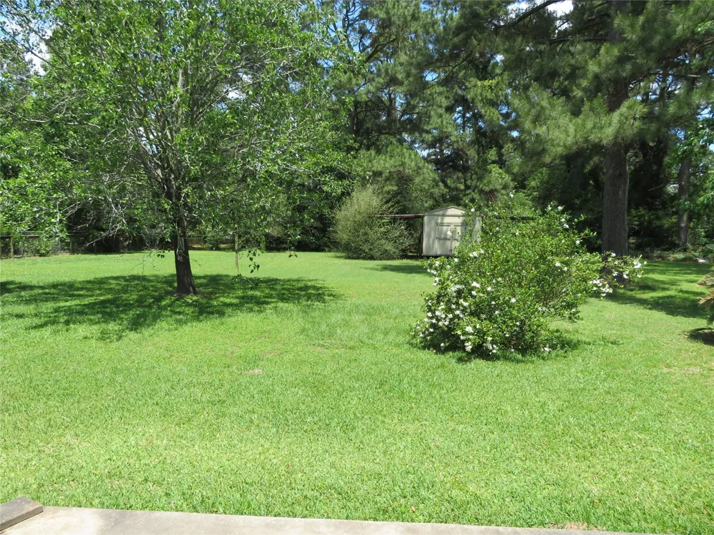 15682 Highway 105 Cleveland, TX 77327