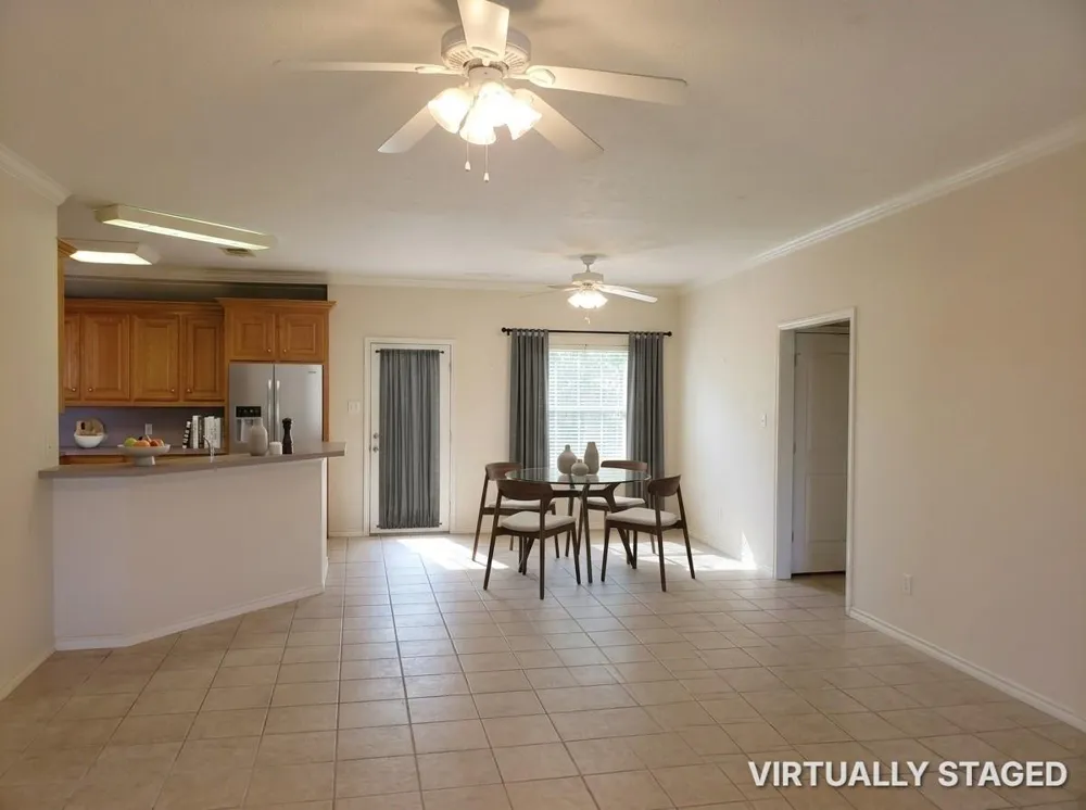 15682 Highway 105 Cleveland, TX 77327