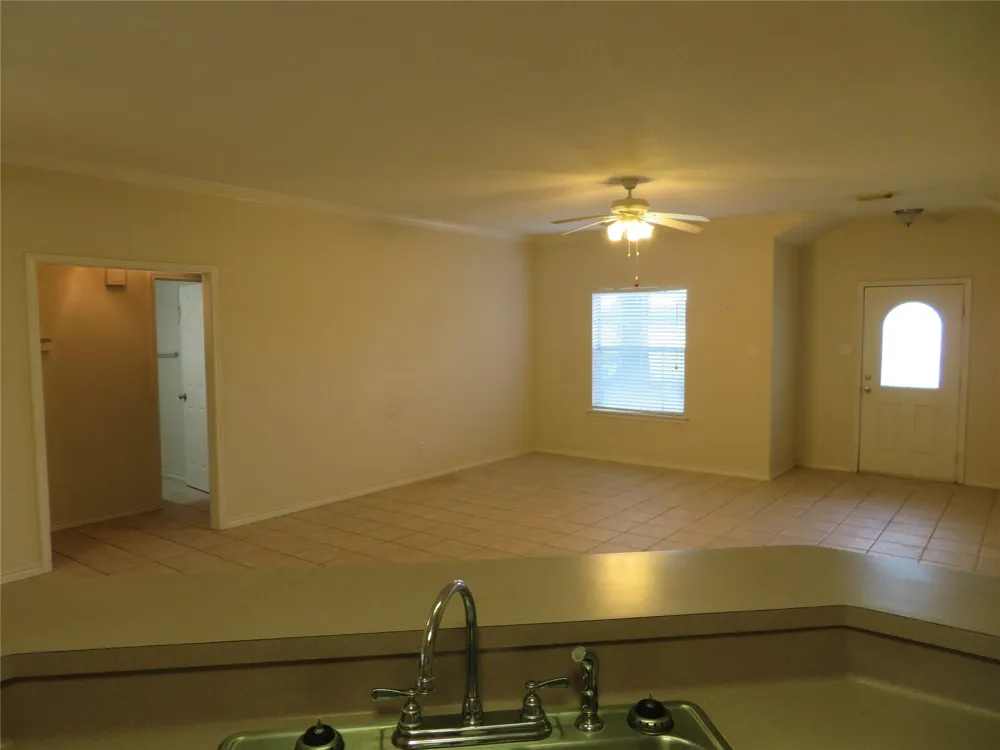 15682 Highway 105 Cleveland, TX 77327