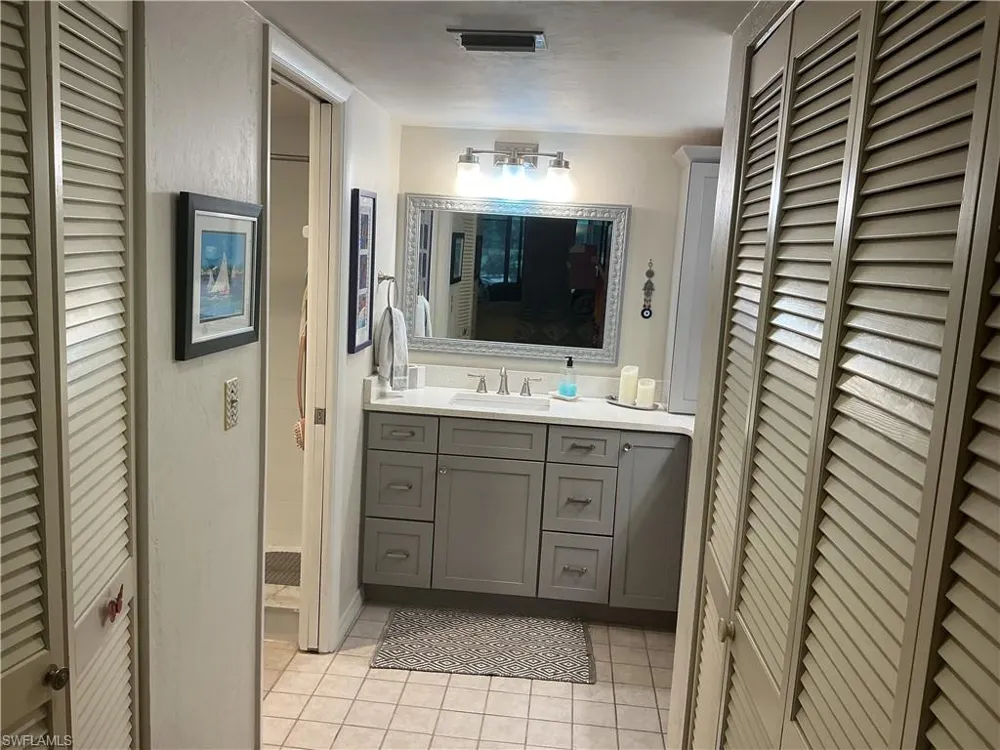 5730 Trailwinds Drive #411 Fort Myers, FL 33907
