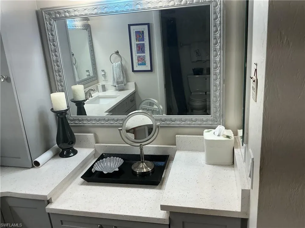 5730 Trailwinds Drive #411 Fort Myers, FL 33907