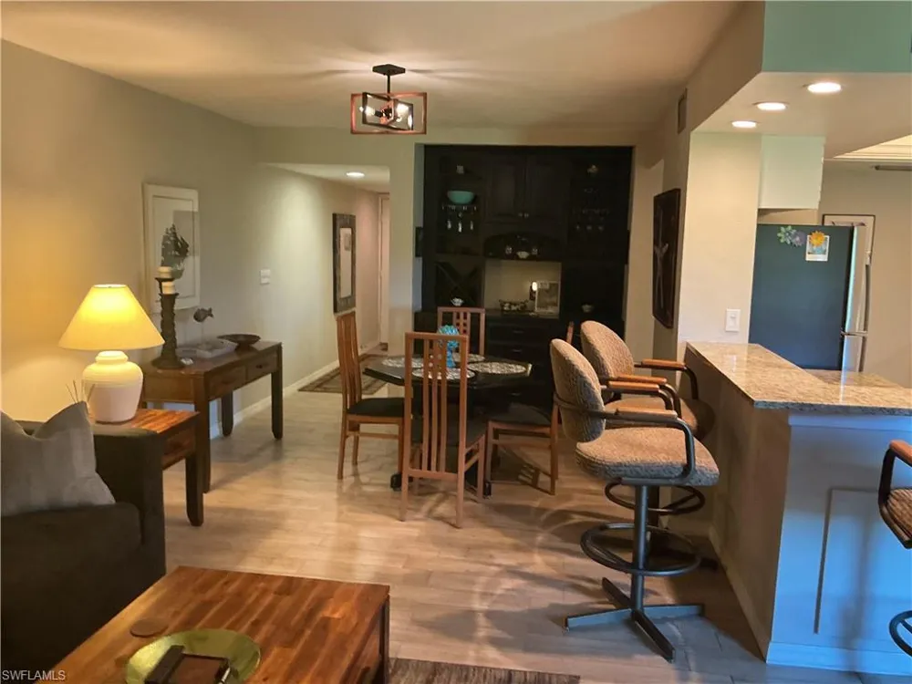 5730 Trailwinds Drive #411 Fort Myers, FL 33907