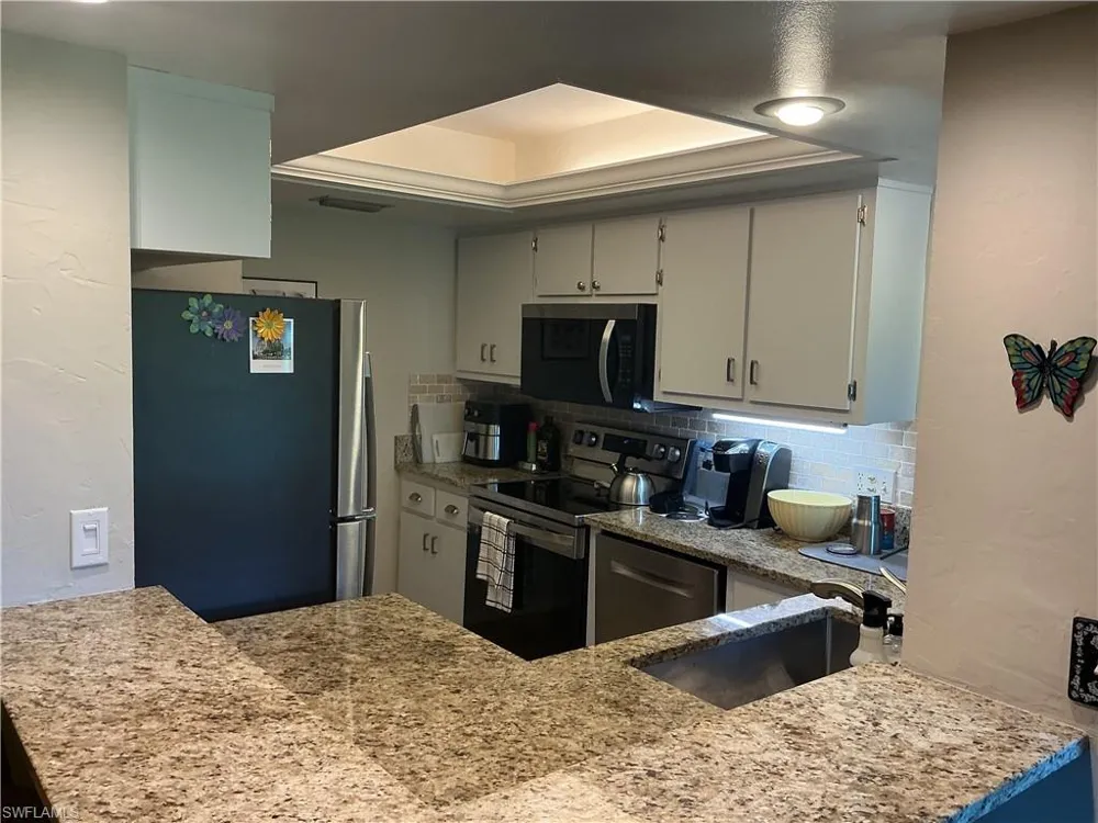 5730 Trailwinds Drive #411 Fort Myers, FL 33907
