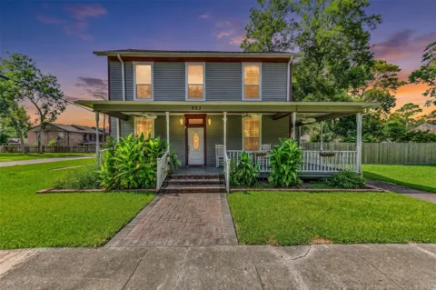 503 W Blum Street