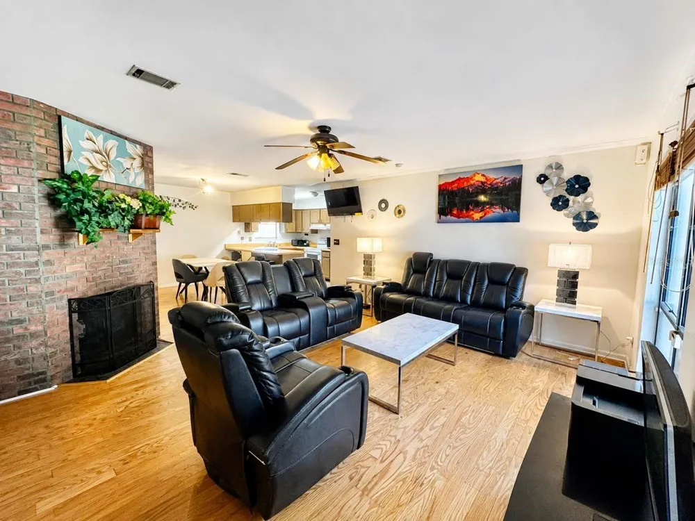 6018 NW 26TH TERRACE Gainesville, FL 32653