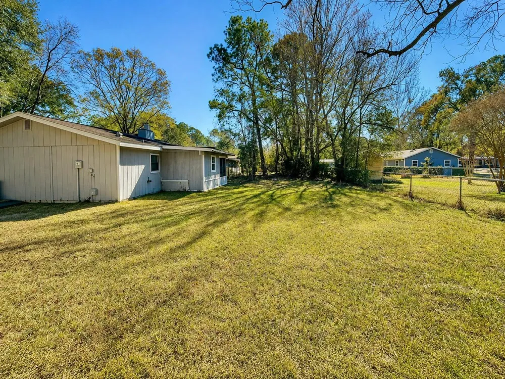 6018 NW 26TH TERRACE Gainesville, FL 32653