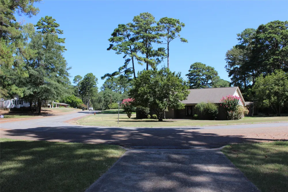 707 Browning Drive Springhill, LA 71075