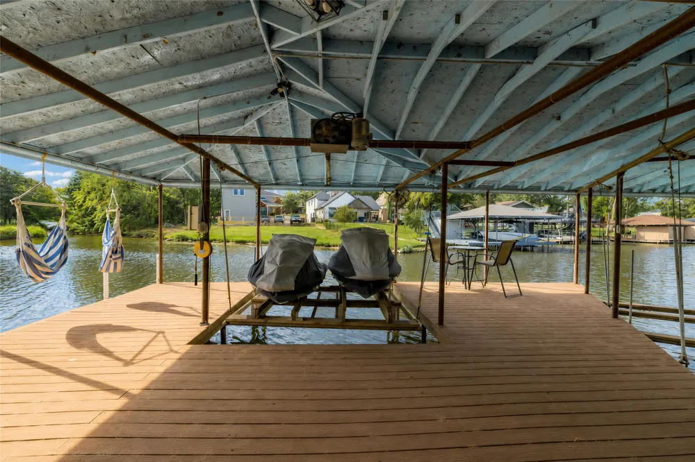 114 Seminole Drive Gainesville, TX 76240