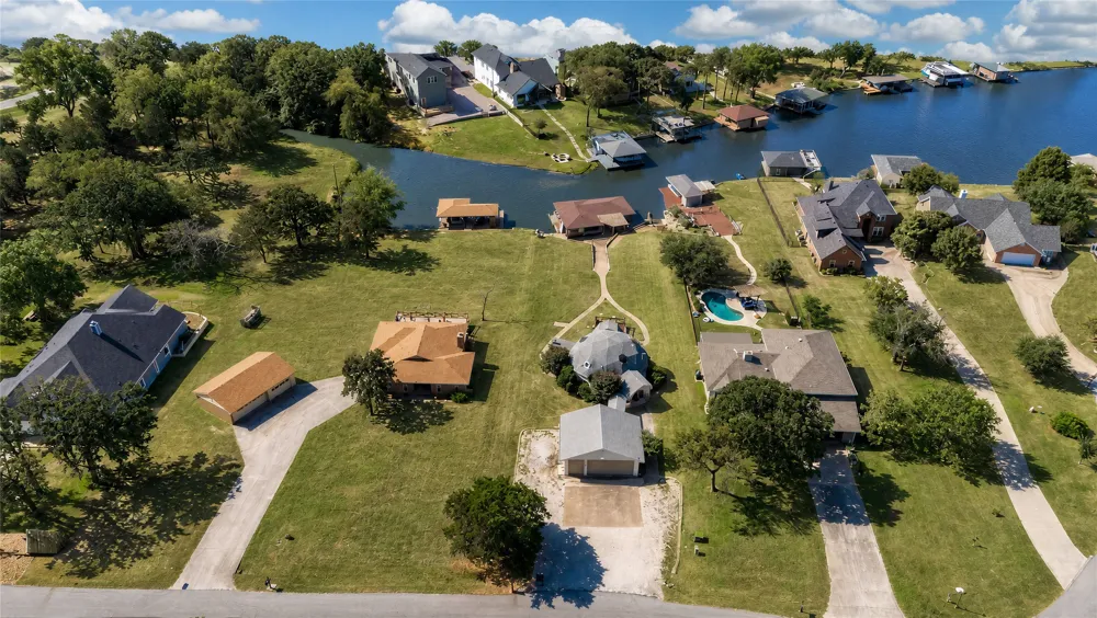 114 Seminole Drive Gainesville, TX 76240