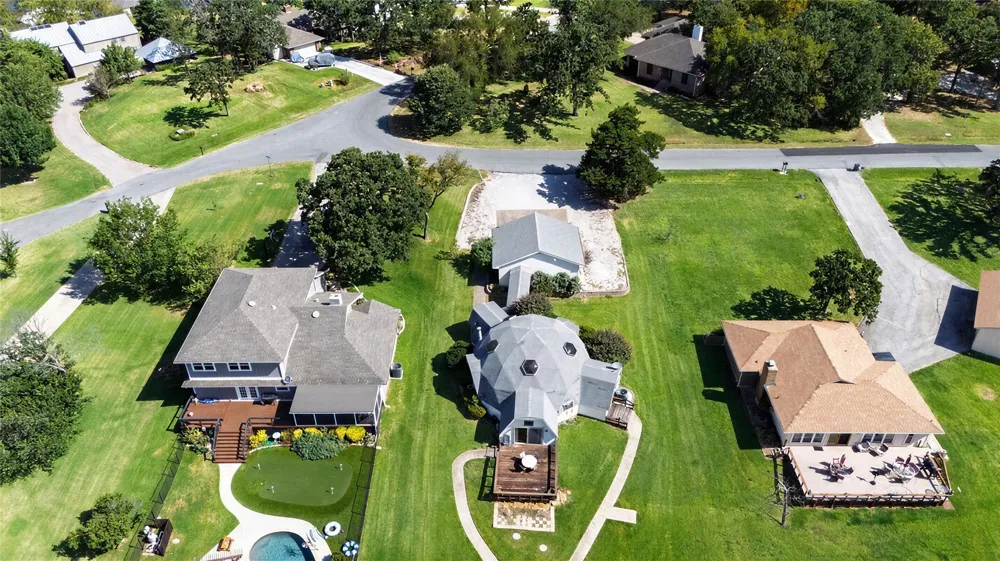 114 Seminole Drive Gainesville, TX 76240