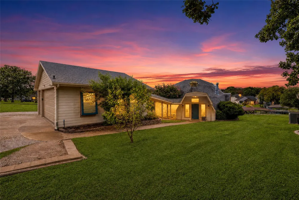 114 Seminole Drive Gainesville, TX 76240