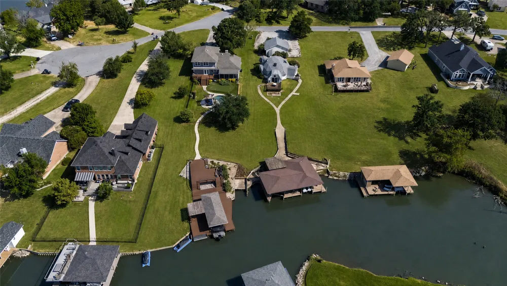 114 Seminole Drive Gainesville, TX 76240