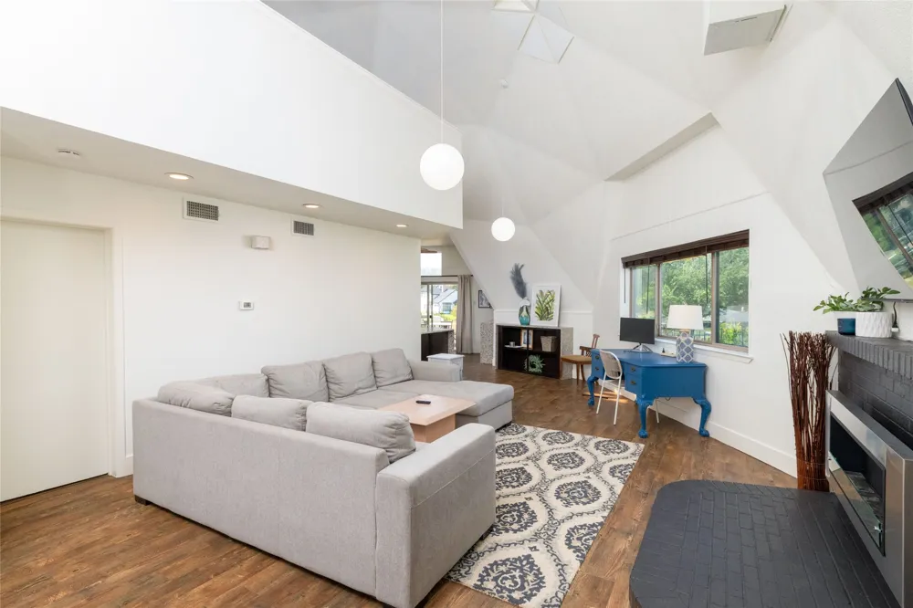 114 Seminole Drive Gainesville, TX 76240