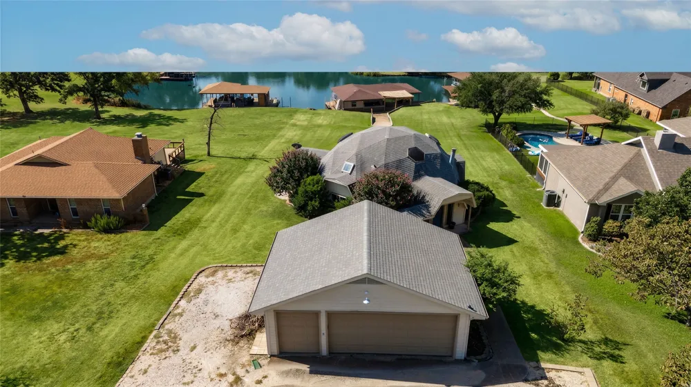 114 Seminole Drive Gainesville, TX 76240