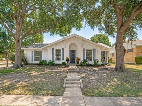 2600 Montclair Lane