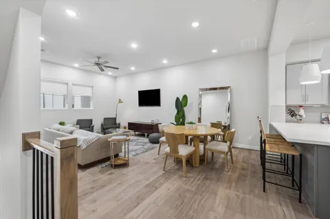 6338 Paddington Bend Drive