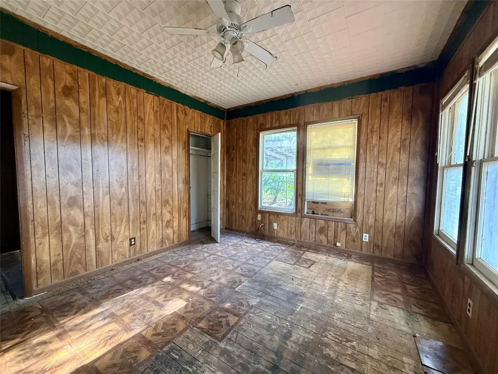201 E Bailey Street Cuero, TX 77954