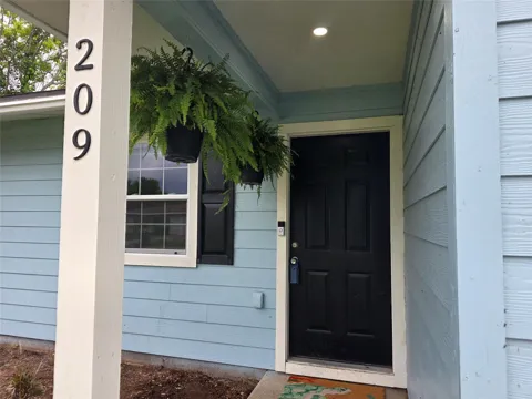 209 Franlee Street
