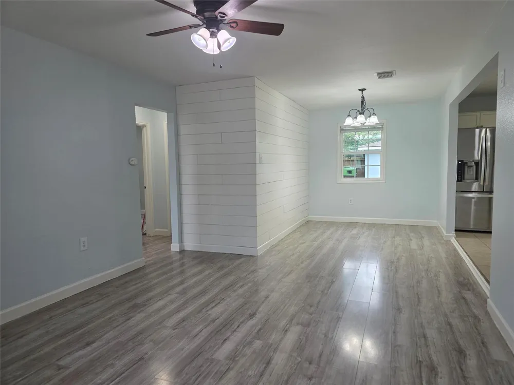 209 Franlee Street La Marque, TX 77568