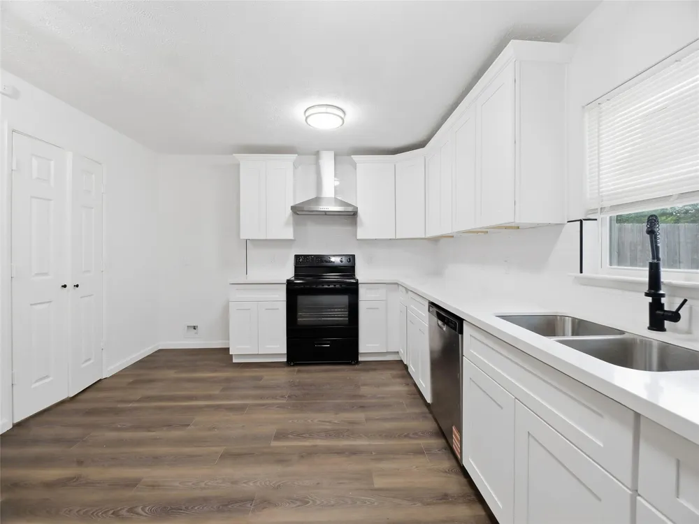 2230 Fall Meadow Dr Missouri City, TX 77489