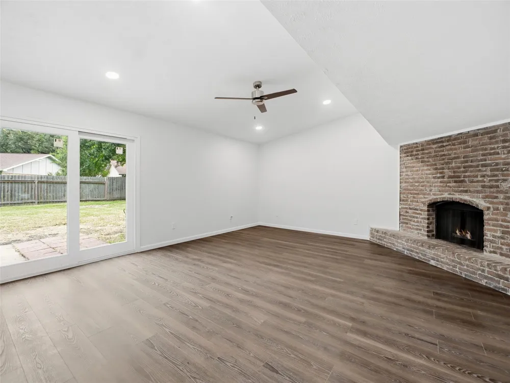 2230 Fall Meadow Dr Missouri City, TX 77489