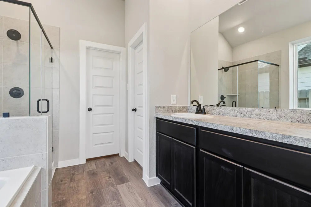 1129 Lilly Lane Bellville, TX 77418