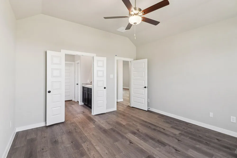 1129 Lilly Lane Bellville, TX 77418