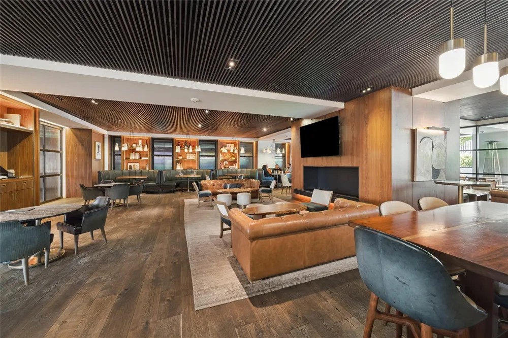 1111 Caroline Street #2908 Houston, TX 77010