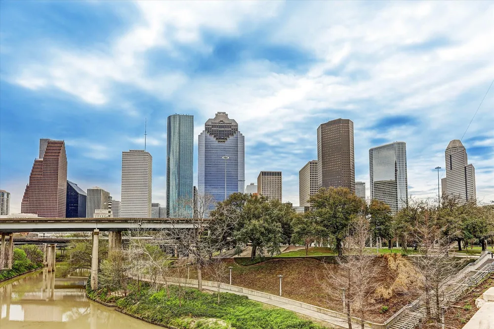 1111 Caroline Street #2908 Houston, TX 77010