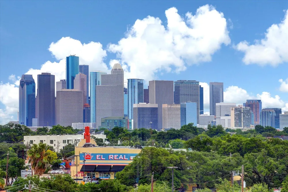 1111 Caroline Street #2908 Houston, TX 77010