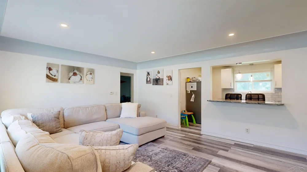 3048 Dixie Court Bridgeport Charter Township, MI 48601