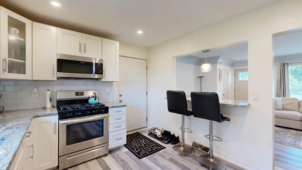 3048 Dixie Court Bridgeport Charter Township, MI 48601