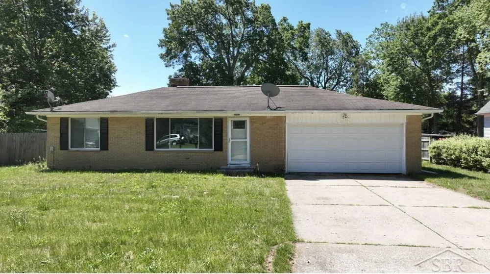 3048 Dixie Court Bridgeport Charter Township, MI 48601